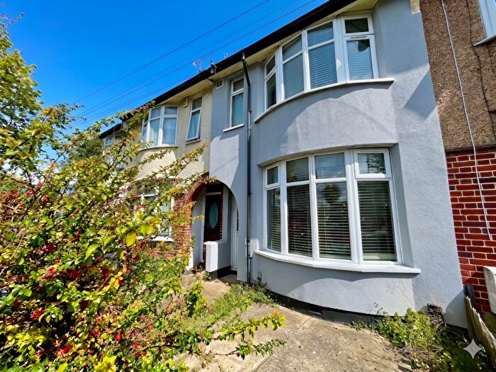 2 Bedroom Terraced House For Sale In St. Monicas Avenue, Luton, Bedfordshire, LU3