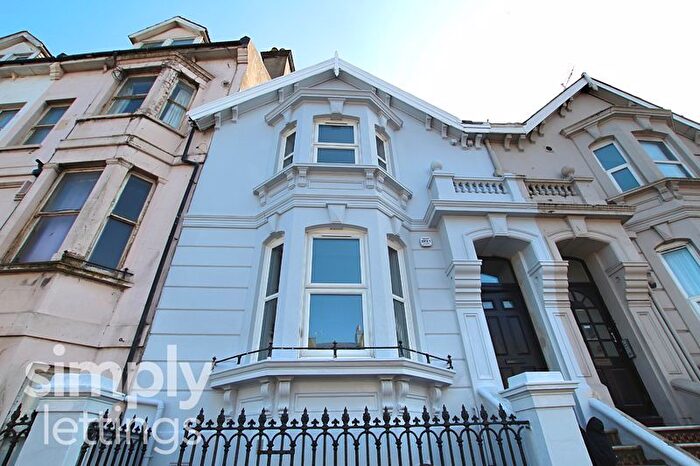 2 Bedroom Maisonette To Rent In Lewes Road, Brighton, BN2