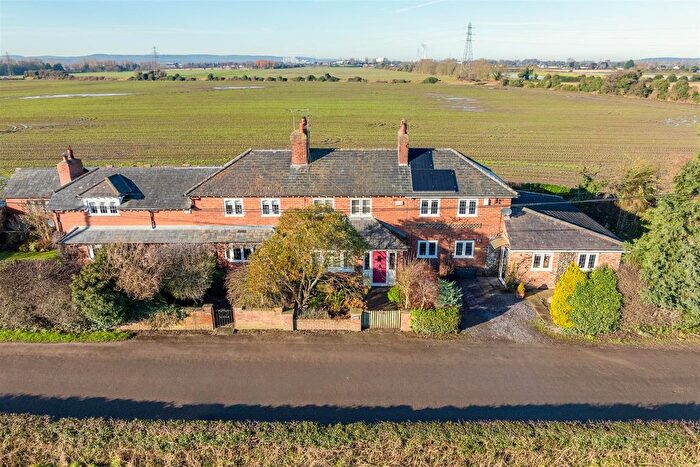 3 Bedroom Property For Sale In Deeside Lane, Sealand, Chester, CH1