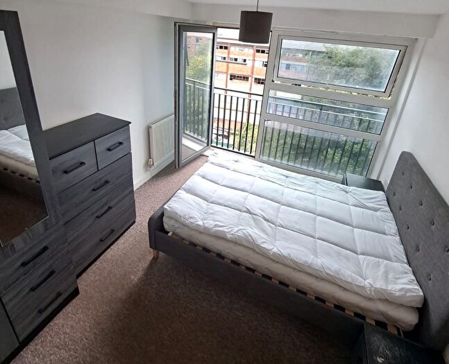 2 Bedroom Flat To Rent In Wishing Wells Apartments, Litherland Road, Bootle, Merseyside, L20