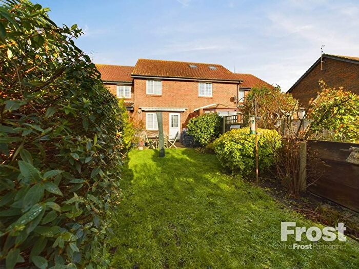 2 Bedroom Terraced House For Sale In Deerhurst Close, Feltham, Middlesex, TW13