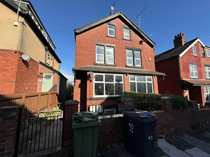 4 Bedroom Terraced House To Rent In Hartley Avenue, Leeds, West Yorkshire, LS6