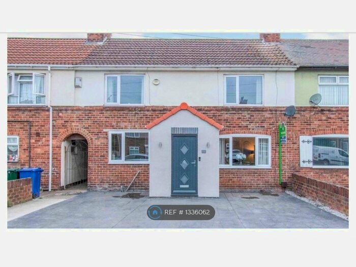 3 Bedroom Terraced House To Rent In Allenby Crescent, New Rossington, Doncaster, DN11