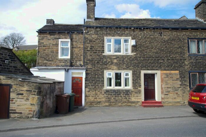 2 Bedroom Terraced House To Rent In Highfield Road, Idle, Bradford, BD10