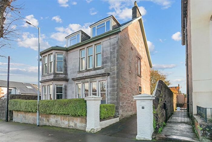 6 Bedroom Flat For Sale In Fox Street, Greenock, PA16