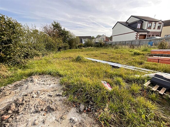 Land For Sale In Cae Linda, Trimsaran, Kidwelly, SA17