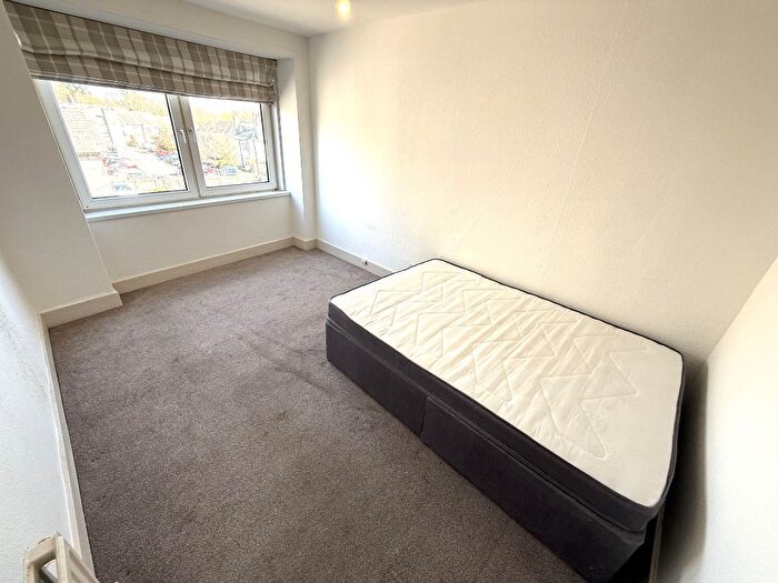 3 Bedroom Flat To Rent In North Deeside Road, Cults, Aberdeen, AB15