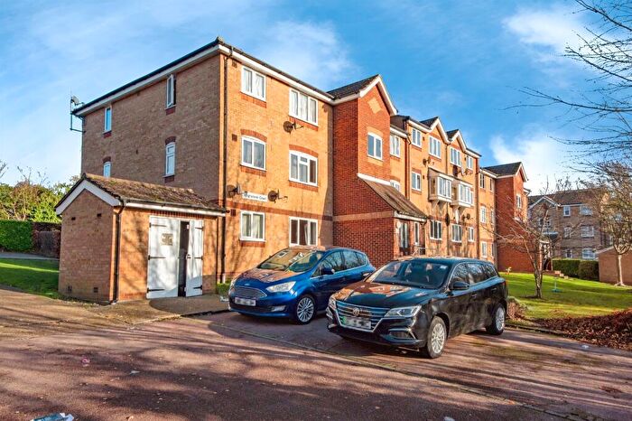 Studio For Sale In Oakhill Road, Purfleet-On-Thames, RM19