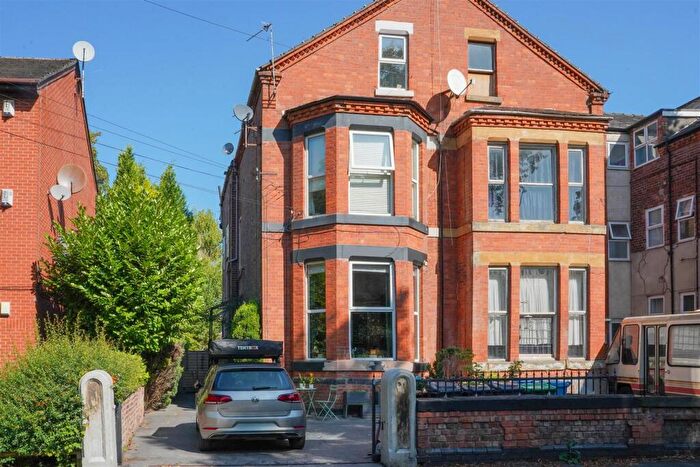 1 Bedroom Apartment For Sale In Range Road, Whalley Range, M16