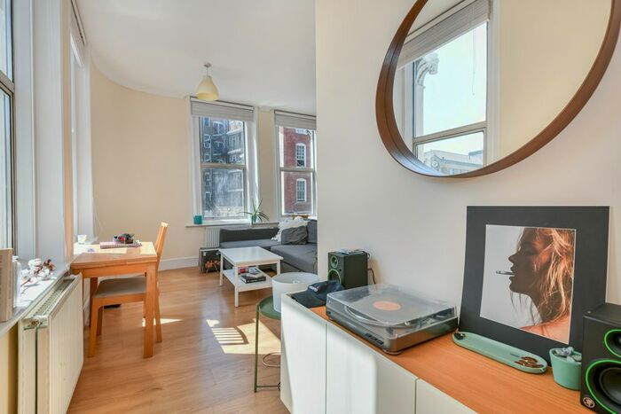 1 Bedroom Flat To Rent In Farringdon Road, Farringdon/Clerkenwell, London EC1R
