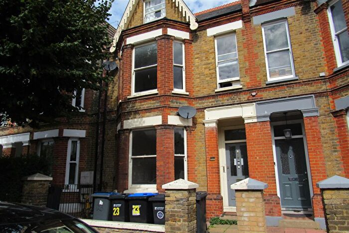 2 Bedroom Flat To Rent In Brunswick Square, Herne Bay, CT6