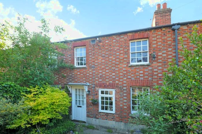 3 Bedroom Cottage To Rent In The Croft, Old Headington, OX3