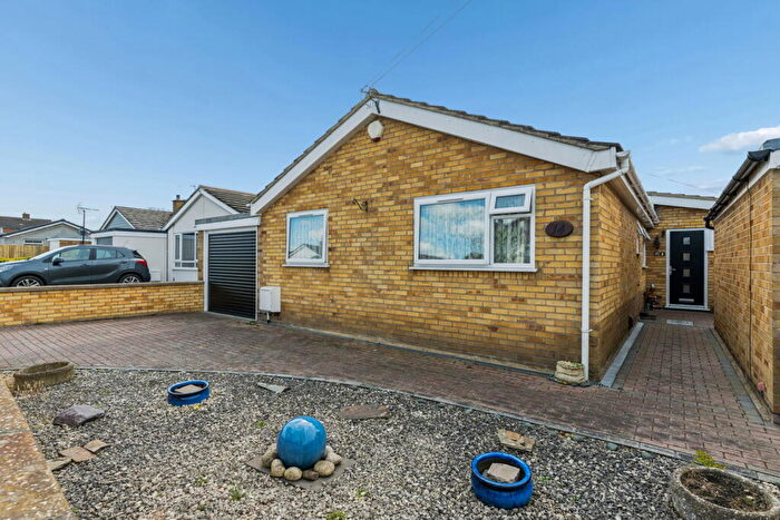 3 Bedroom Detached Bungalow For Sale In Linley Road, Eynesbury, St. Neots, PE19