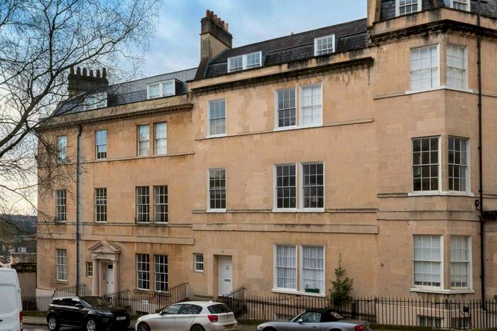 2 Bedroom Apartment To Rent In Portland Place, BA1