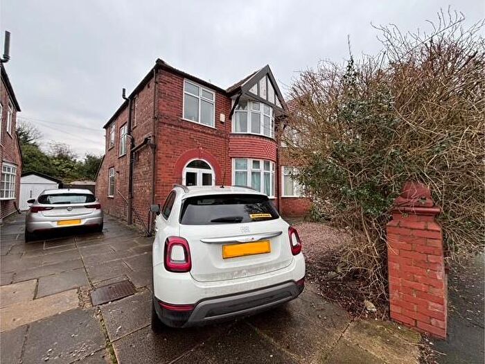 3 Bedroom House To Rent In Parrs Wood Road, Didsbury, Manchester, M20