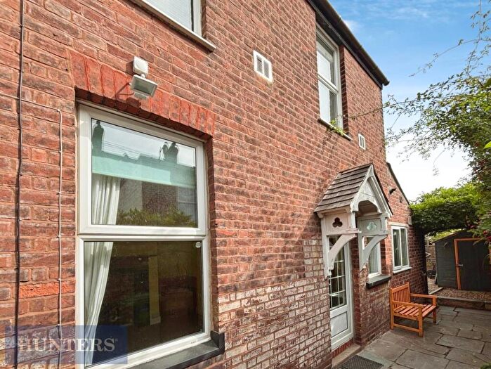 2 Bedroom House To Rent In Richmond Road, Exeter, EX4