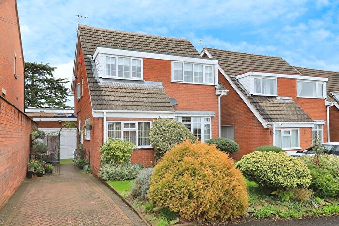 3 Bedroom Detached House For Sale In Lansdown Green, Kidderminster, DY11