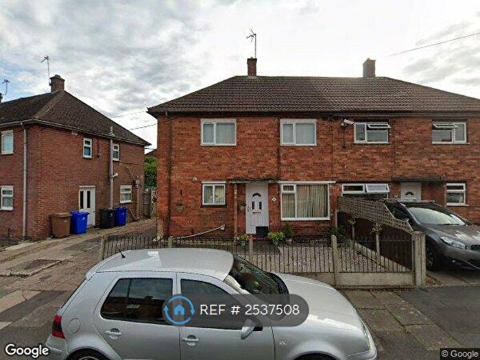 4 Bedroom Semi-detached House To Rent In Tawney Crescent, Stoke-On-Trent, ST3