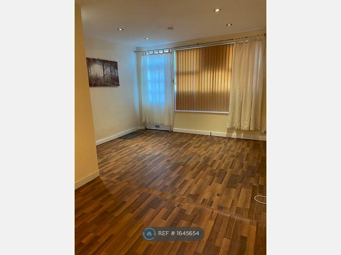 1 Bedroom Flat To Rent In Wharf Road, Grantham, NG31