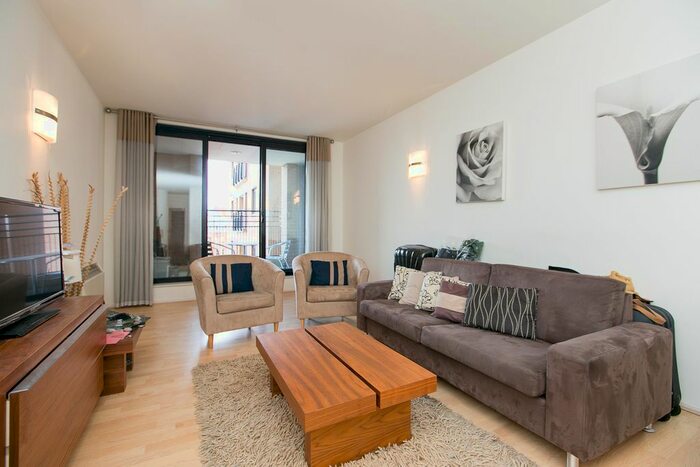 2 Bedroom Flat To Rent In Cromwell Road, London, Uk, SW7