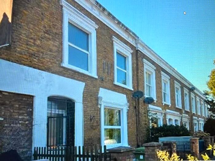 4 Bedroom Property To Rent In Bellenden Road, London, SE15