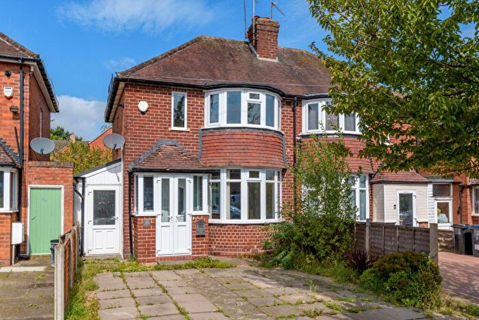 2 Bedroom Semi-Detached House For Sale In Great Stone Road, Birmingham, West Midlands, B31