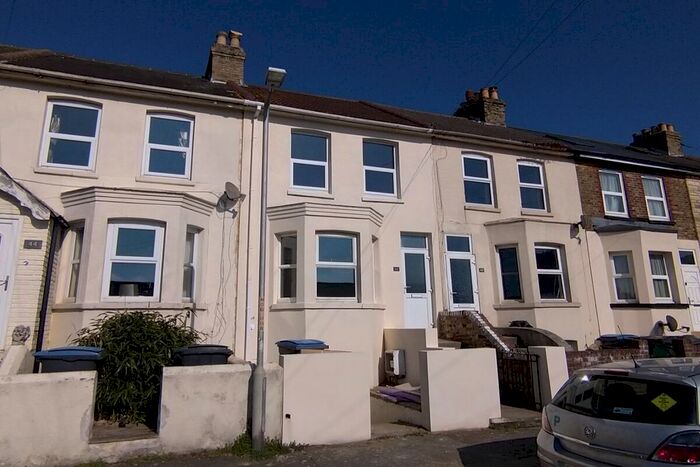 3 Bedroom Terraced House To Rent In Mayfield Avenue, Dover, CT16