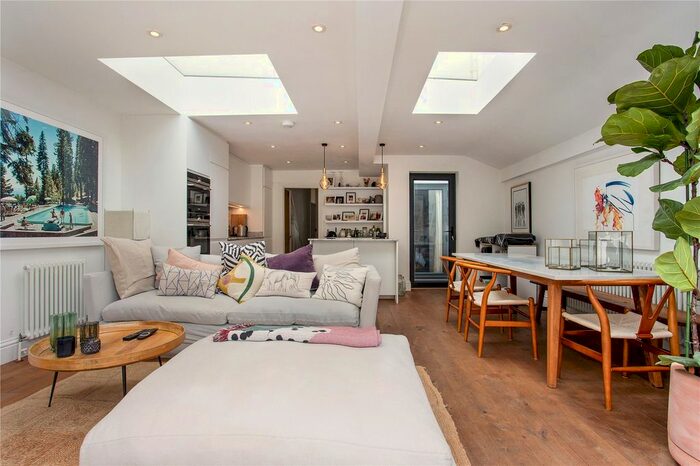 2 Bedroom Flat To Rent In St Dunstans Road, London, W6