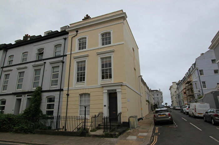 1 Bedroom Flat To Rent In Citadel Road, Plymouth, PL1