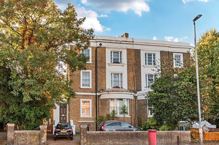 2 Bedroom Flat For Sale In Shooters Hill Road, London, SE3