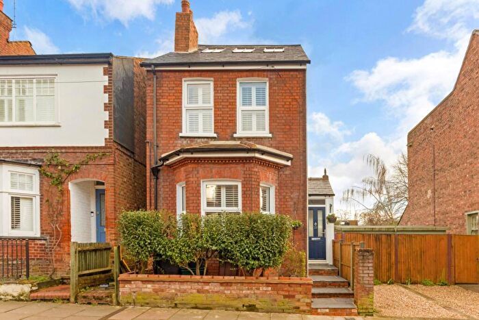 4 Bedroom Detached House To Rent In Etna Road, St Albans, AL3