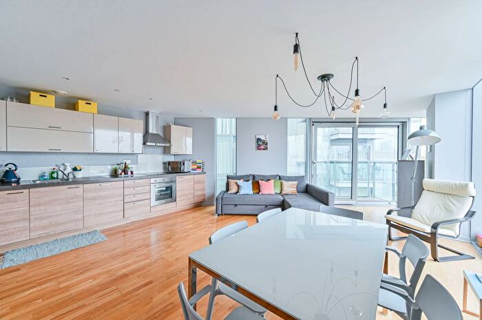 3 Bedroom Flat For Sale In Cavatina Point, Deptford, London, SE8
