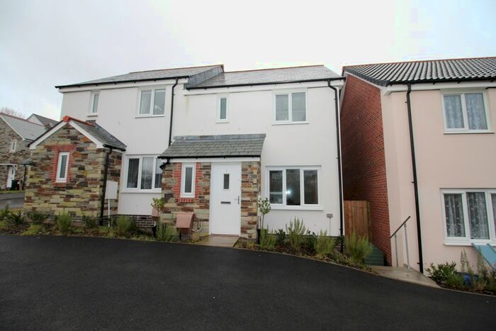 3 Bedroom Semi-Detached House To Rent In Feldspar Close, Liskeard PL14