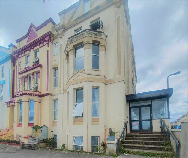 1 Bedroom Flat To Rent In Esplanade Road, Paignton, TQ4