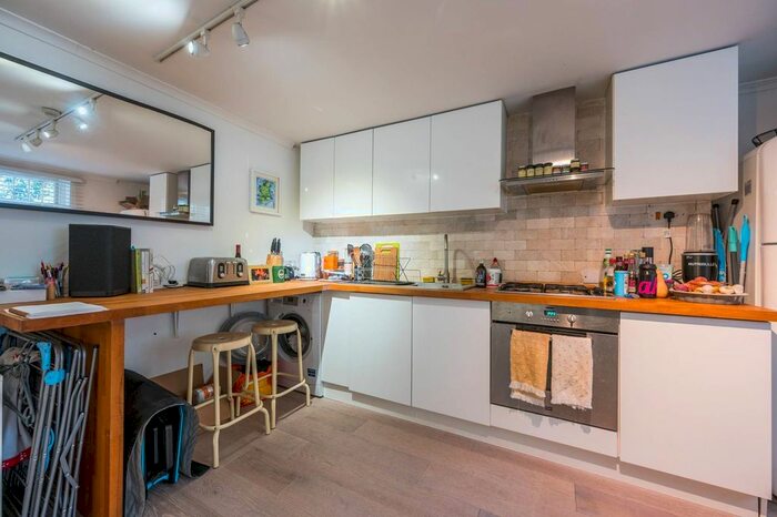 1 Bedroom Flat To Rent In Liverpool Road, Islington, London, N1
