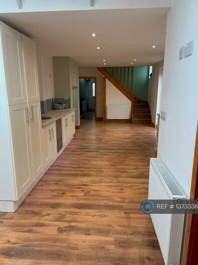 3 Bedroom Semi-Detached House To Rent In Edward Street, Withernsea, HU19