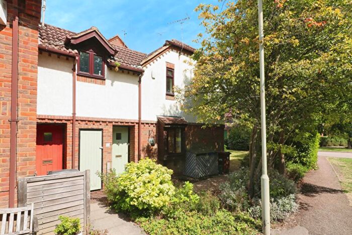 1 Bedroom Cluster House For Sale In Mardleybury Road (s), Woolmer Green, SG3