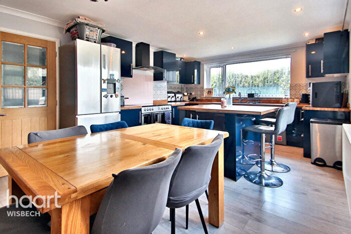 4 Bedroom Chalet For Sale In The Barracks, Gorefield, PE13