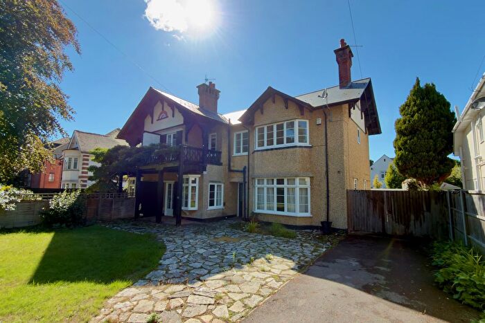 4 Bedroom Semi-Detached House To Rent In Ravine Road, Canford Cliffs, Poole, BH13