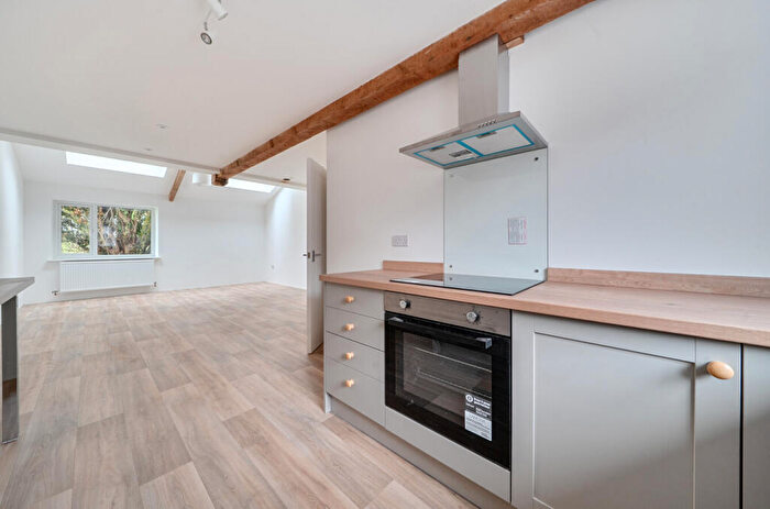 2 Bedroom Semi Detached House To Rent In Growen Lane, Cullompton, Devon, EX15