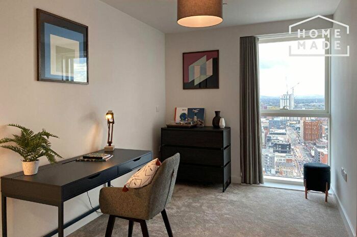 1 Bedroom Flat To Rent In Angel Gardens, M4