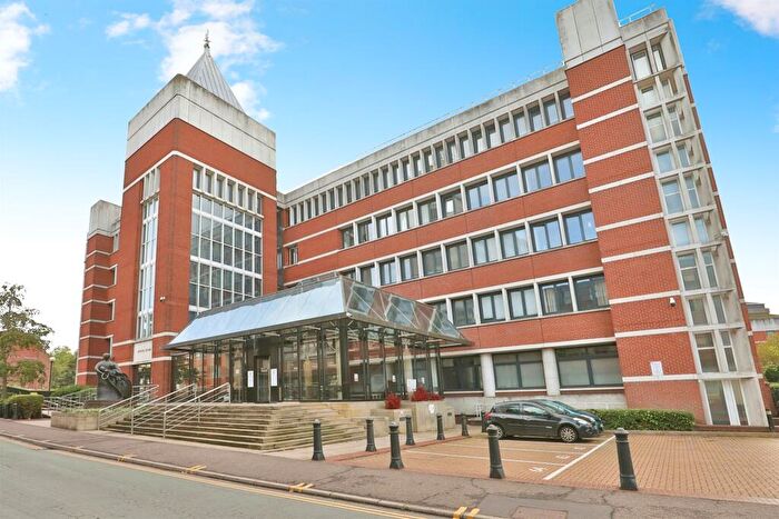 2 Bedroom Apartment For Sale In Surrey Street, Norwich, NR1