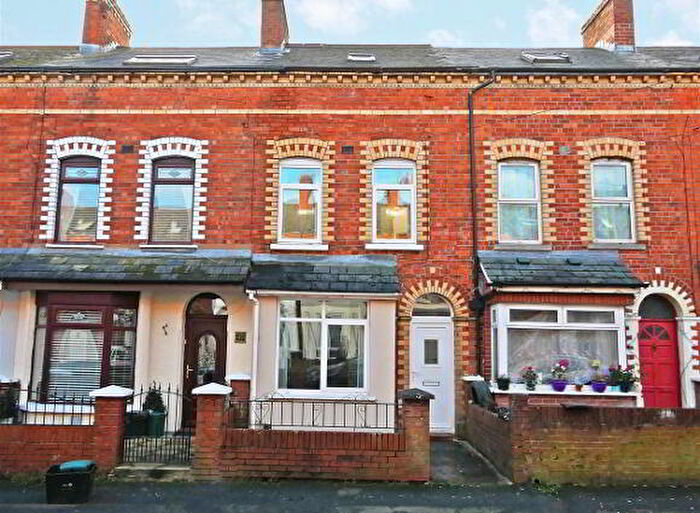 4 Bedroom Terrace House For Sale In Farnham Street, Belfast, BT7