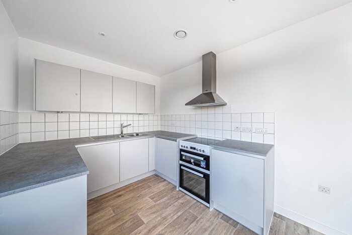 2 Bedroom Flat To Rent In Bowline Street, Barking, IG11
