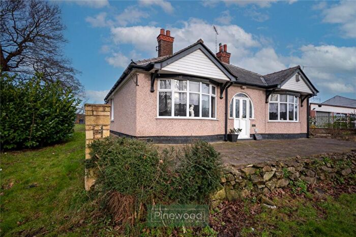 3 Bedroom Bungalow For Sale In Chester Road, Padeswood, Mold, CH7