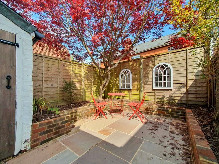 3 Bedroom Terraced House To Rent In Canon Street, Winchester, SO23