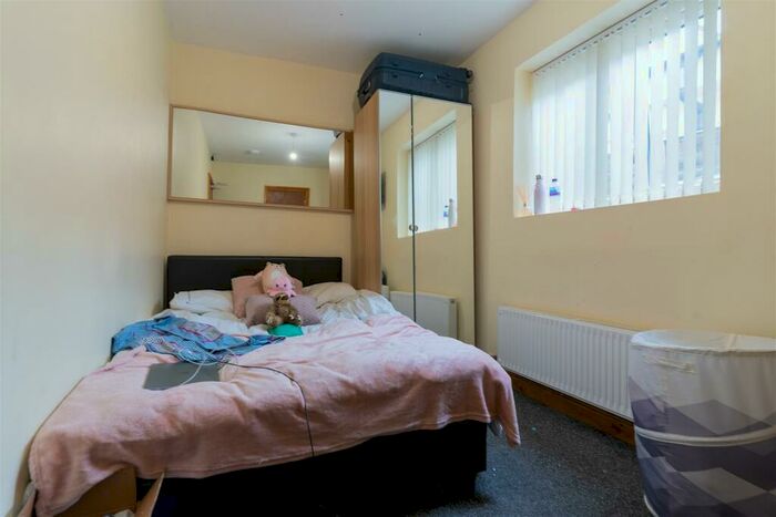 7 Bedroom House To Rent In Tiverton Road, Birmingham, B29