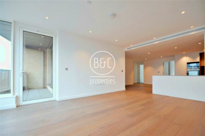 3 Bedroom Apartment To Rent In Kennington Lane, Oval Village, London, SE11