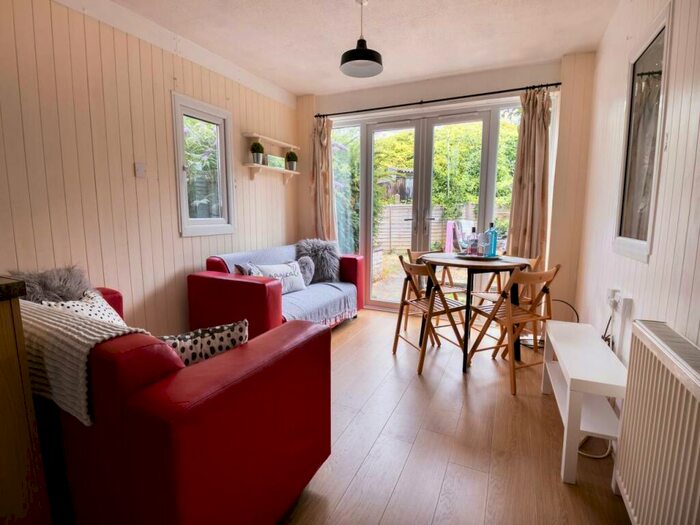 5 Bedroom House To Rent In Hanover Place, Canterbury, Kent, CT2