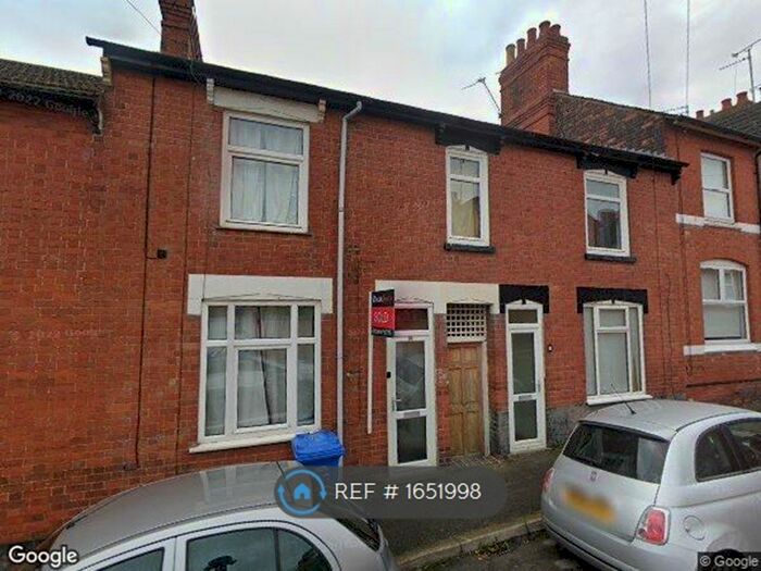 2 Bedroom Terraced House To Rent In Shaftesbury Street, Kettering, NN16
